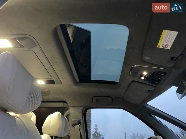 Белый Zeekr 009, объемом двигателя 0 л и пробегом 14 тыс. км за 68700 $, фото 32 на Automoto.ua