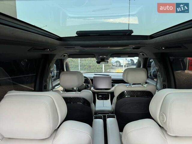 Черный Zeekr 009, объемом двигателя 0 л и пробегом 37 тыс. км за 69000 $, фото 18 на Automoto.ua