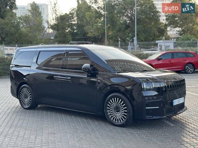Черный Zeekr 009, объемом двигателя 0 л и пробегом 37 тыс. км за 69000 $, фото 2 на Automoto.ua