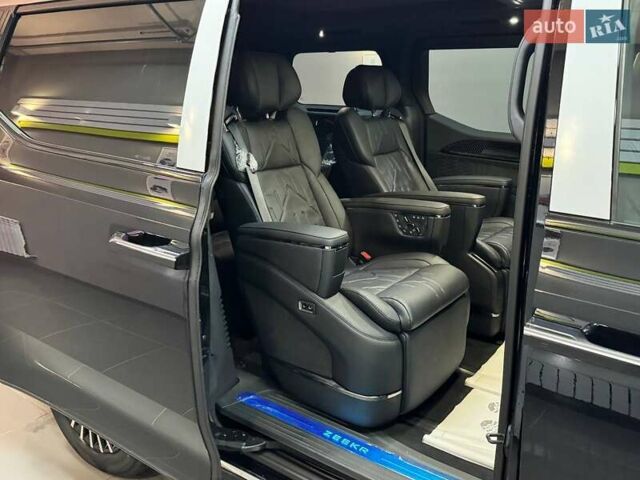 Черный Zeekr 009, объемом двигателя 0 л и пробегом 1 тыс. км за 75799 $, фото 21 на Automoto.ua