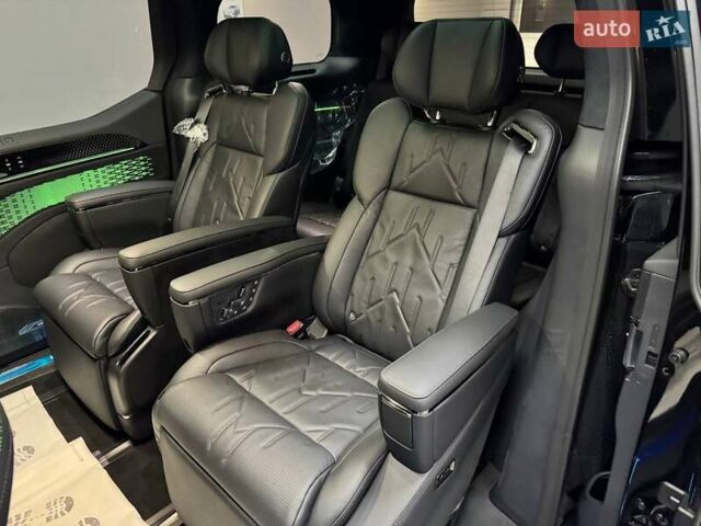 Черный Zeekr 009, объемом двигателя 0 л и пробегом 1 тыс. км за 75799 $, фото 24 на Automoto.ua