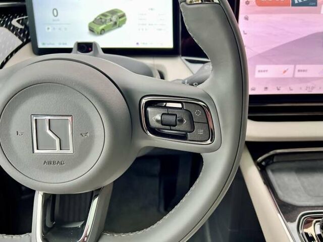 Серый Zeekr 009, объемом двигателя 0 л и пробегом 11 тыс. км за 68999 $, фото 48 на Automoto.ua