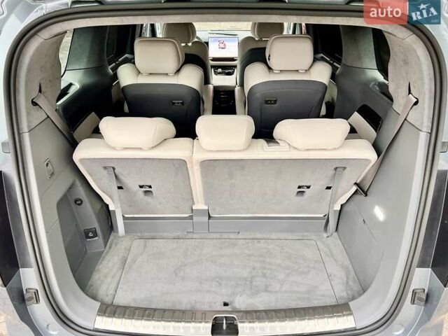 Серый Zeekr 009, объемом двигателя 0 л и пробегом 11 тыс. км за 68999 $, фото 16 на Automoto.ua