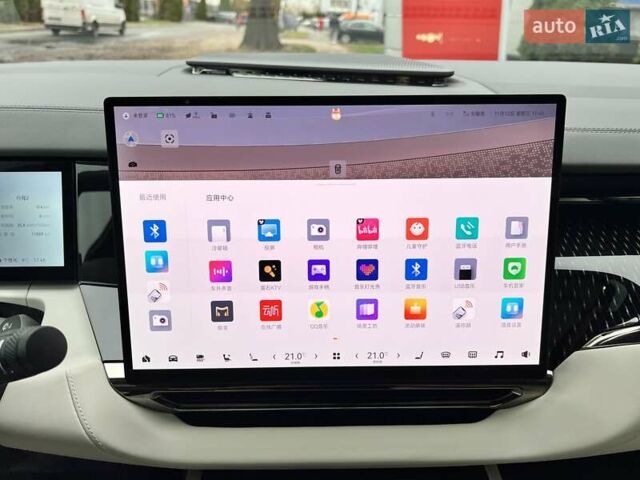 Серый Zeekr 009, объемом двигателя 0 л и пробегом 11 тыс. км за 68999 $, фото 52 на Automoto.ua