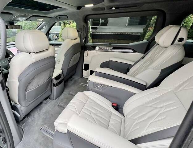 Серый Zeekr 009, объемом двигателя 0 л и пробегом 11 тыс. км за 68999 $, фото 34 на Automoto.ua