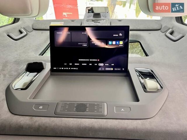 Серый Zeekr 009, объемом двигателя 0 л и пробегом 11 тыс. км за 68999 $, фото 39 на Automoto.ua