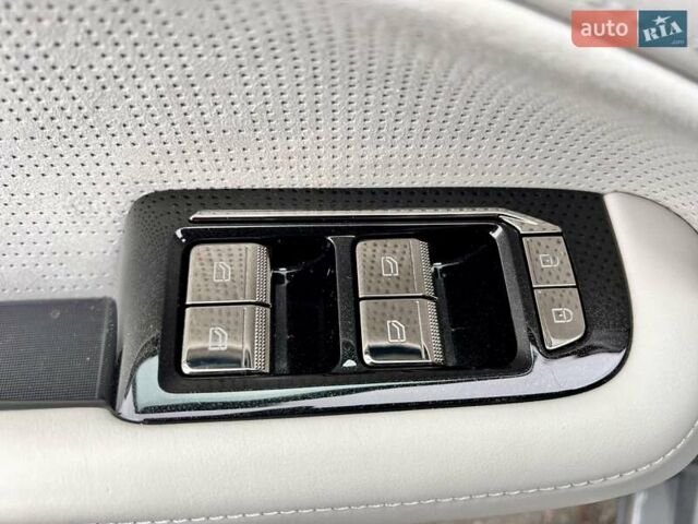 Серый Zeekr 009, объемом двигателя 0 л и пробегом 11 тыс. км за 68999 $, фото 24 на Automoto.ua