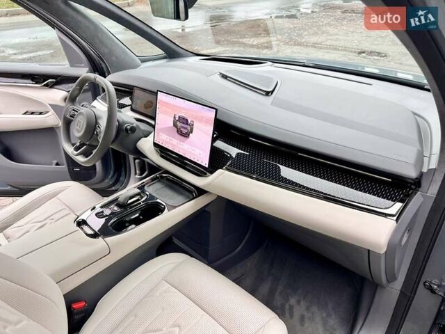 Серый Zeekr 009, объемом двигателя 0 л и пробегом 11 тыс. км за 68999 $, фото 66 на Automoto.ua