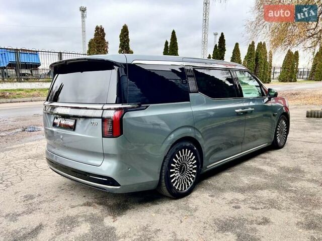 Серый Zeekr 009, объемом двигателя 0 л и пробегом 11 тыс. км за 68999 $, фото 9 на Automoto.ua