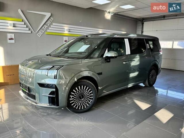 Зеленый Zeekr 009, объемом двигателя 0 л и пробегом 1 тыс. км за 77199 $, фото 1 на Automoto.ua