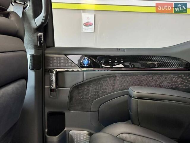 Зеленый Zeekr 009, объемом двигателя 0 л и пробегом 1 тыс. км за 78499 $, фото 22 на Automoto.ua