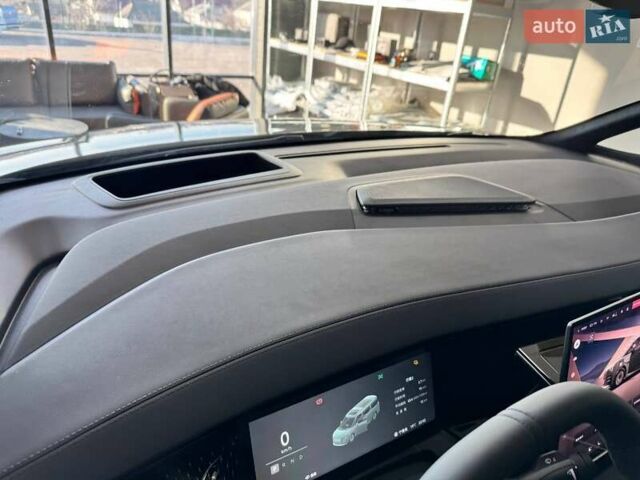 Зеленый Zeekr 009, объемом двигателя 0 л и пробегом 1 тыс. км за 78499 $, фото 15 на Automoto.ua