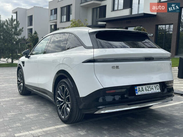 Білий Zeekr 7X, об'ємом двигуна 0 л та пробігом 6 тис. км за 46499 $, фото 11 на Automoto.ua
