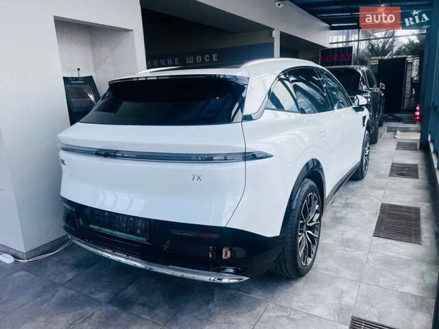 Белый Zeekr 7X, объемом двигателя 0 л и пробегом 1 тыс. км за 36000 $, фото 3 на Automoto.ua