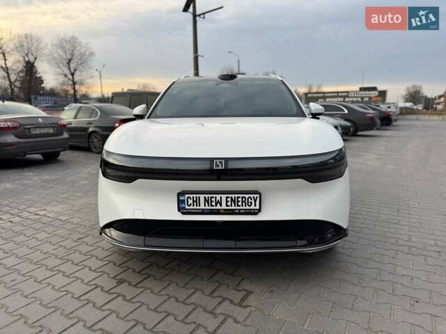 Белый Zeekr 7X, объемом двигателя 0 л и пробегом 10 тыс. км за 43500 $, фото 18 на Automoto.ua