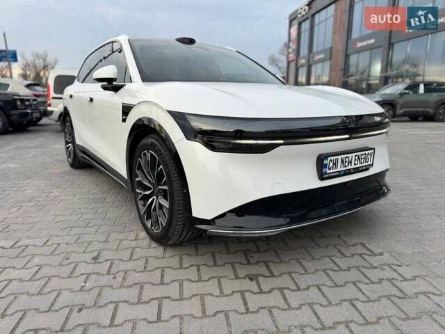 Белый Zeekr 7X, объемом двигателя 0 л и пробегом 10 тыс. км за 43500 $, фото 21 на Automoto.ua