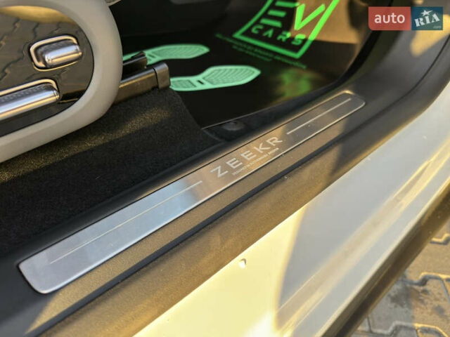 Белый Zeekr 7X, объемом двигателя 0 л и пробегом 1 тыс. км за 39999 $, фото 82 на Automoto.ua
