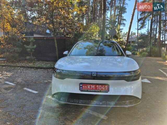 Zeekr 7X 2024 у Броварах на Automoto.ua Білий Zeekr 7X, об'ємом двигуна 0 л та пробігом 3 тис. км за 38500 $, фото 11 на Automoto.ua