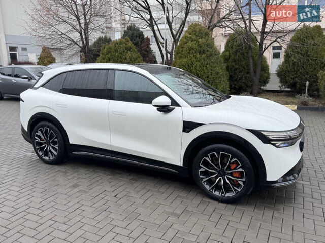 Білий Zeekr 7X, об'ємом двигуна 0 л та пробігом 1 тис. км за 46700 $, фото 4 на Automoto.ua