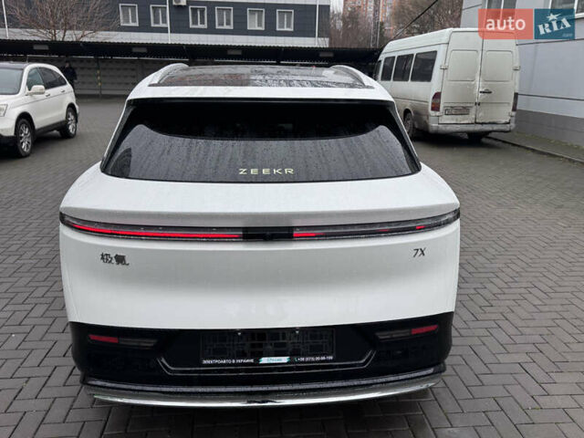 Білий Zeekr 7X, об'ємом двигуна 0 л та пробігом 1 тис. км за 46700 $, фото 6 на Automoto.ua