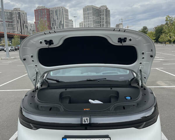 Білий Zeekr 7X, об'ємом двигуна 0 л та пробігом 14 тис. км за 37500 $, фото 12 на Automoto.ua