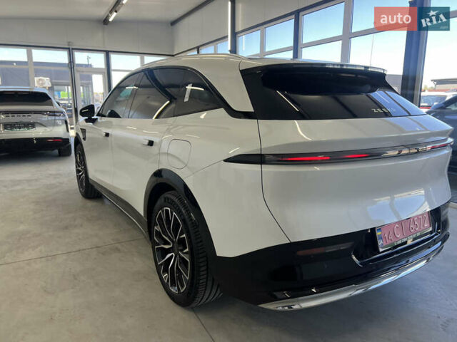 Белый Zeekr 7X, объемом двигателя 0 л и пробегом 4 тыс. км за 43500 $, фото 2 на Automoto.ua