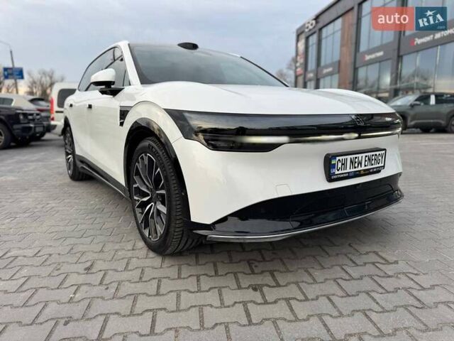 Белый Zeekr 7X, объемом двигателя 0 л и пробегом 10 тыс. км за 43500 $, фото 23 на Automoto.ua