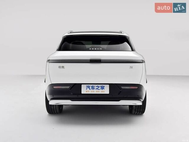 Білий Zeekr 7X, об'ємом двигуна 0 л та пробігом 1 тис. км за 38599 $, фото 4 на Automoto.ua