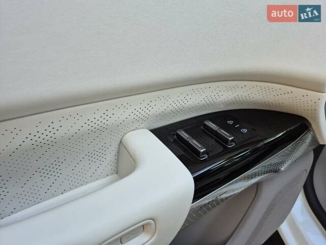 Zeekr 7X 2024 у Броварах на Automoto.ua Білий Zeekr 7X, об'ємом двигуна 0 л та пробігом 3 тис. км за 38500 $, фото 31 на Automoto.ua