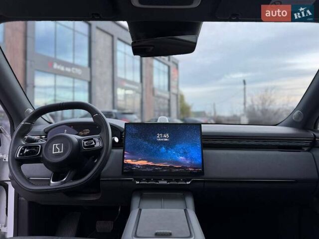 Белый Zeekr 7X, объемом двигателя 0 л и пробегом 10 тыс. км за 43500 $, фото 67 на Automoto.ua