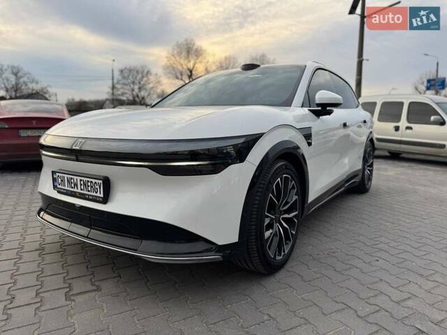 Белый Zeekr 7X, объемом двигателя 0 л и пробегом 10 тыс. км за 43500 $, фото 28 на Automoto.ua