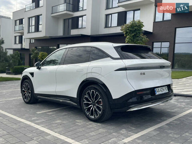 Білий Zeekr 7X, об'ємом двигуна 0 л та пробігом 6 тис. км за 46499 $, фото 12 на Automoto.ua