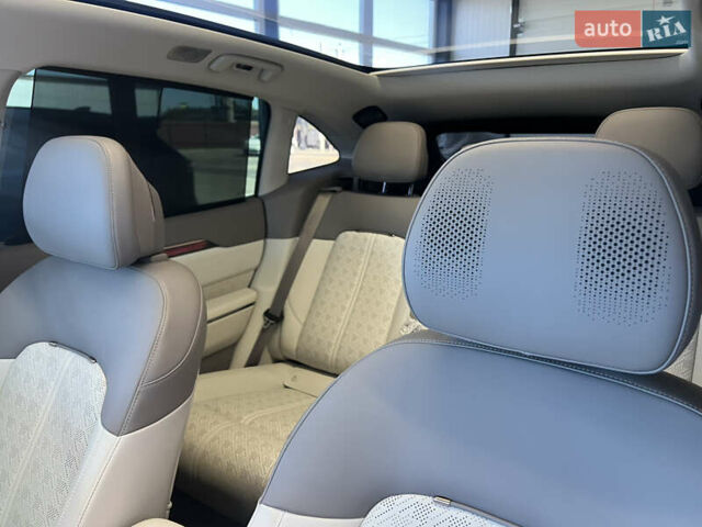 Белый Zeekr 7X, объемом двигателя 0 л и пробегом 4 тыс. км за 43500 $, фото 12 на Automoto.ua