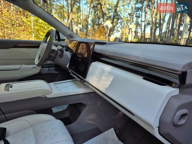 Zeekr 7X 2024 у Броварах на Automoto.ua Білий Zeekr 7X, об'ємом двигуна 0 л та пробігом 3 тис. км за 38500 $, фото 46 на Automoto.ua