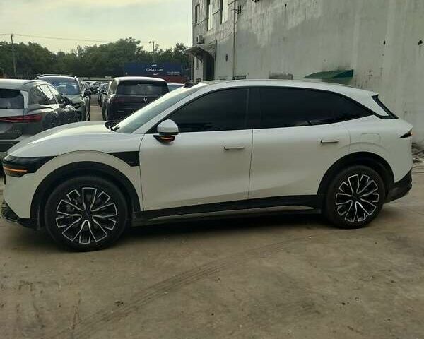 Білий Zeekr 7X, об'ємом двигуна 0 л та пробігом 9 тис. км за 33600 $, фото 5 на Automoto.ua