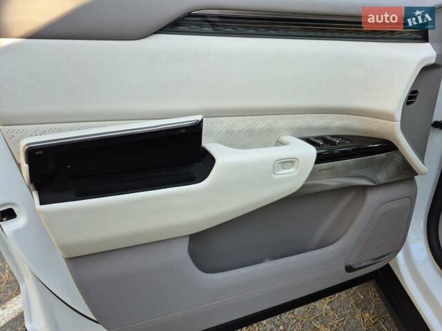 Zeekr 7X 2024 у Броварах на Automoto.ua Білий Zeekr 7X, об'ємом двигуна 0 л та пробігом 3 тис. км за 38500 $, фото 30 на Automoto.ua