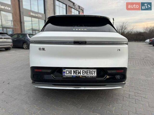 Белый Zeekr 7X, объемом двигателя 0 л и пробегом 10 тыс. км за 43500 $, фото 5 на Automoto.ua