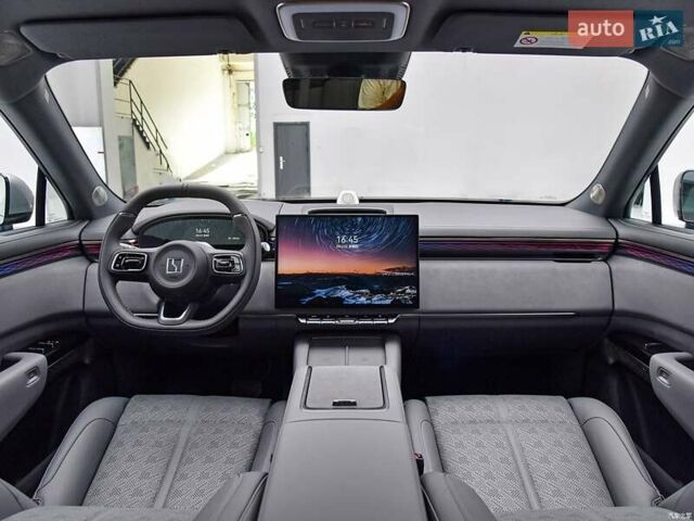 Білий Zeekr 7X, об'ємом двигуна 0 л та пробігом 1 тис. км за 38599 $, фото 6 на Automoto.ua