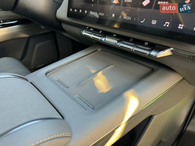 Белый Zeekr 7X, объемом двигателя 0 л и пробегом 1 тыс. км за 39999 $, фото 84 на Automoto.ua