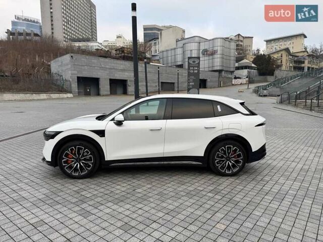 Белый Zeekr 7X, объемом двигателя 0 л и пробегом 1 тыс. км за 43500 $, фото 3 на Automoto.ua