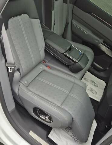 Белый Zeekr 7X, объемом двигателя 0 л и пробегом 1 тыс. км за 42500 $, фото 27 на Automoto.ua