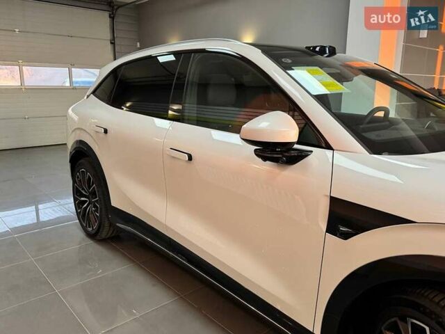 Білий Zeekr 7X, об'ємом двигуна 0 л та пробігом 1 тис. км за 41699 $, фото 6 на Automoto.ua