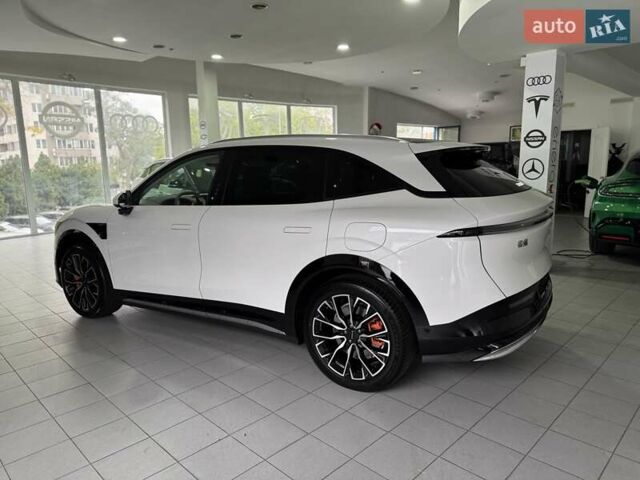 Zeekr 7X 2025 в Одессе на Automoto.ua Белый Zeekr 7X, объемом двигателя 0 л и пробегом 1 тыс. км за 48900 $, фото 6 на Automoto.ua