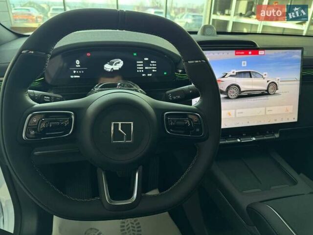 Белый Zeekr 7X, объемом двигателя 0 л и пробегом 1 тыс. км за 37499 $, фото 13 на Automoto.ua