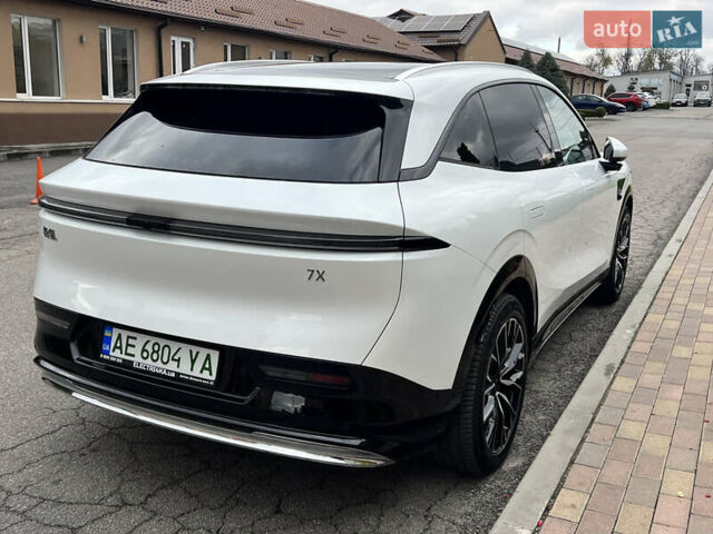 Белый Zeekr 7X, объемом двигателя 0 л и пробегом 1 тыс. км за 43900 $, фото 4 на Automoto.ua