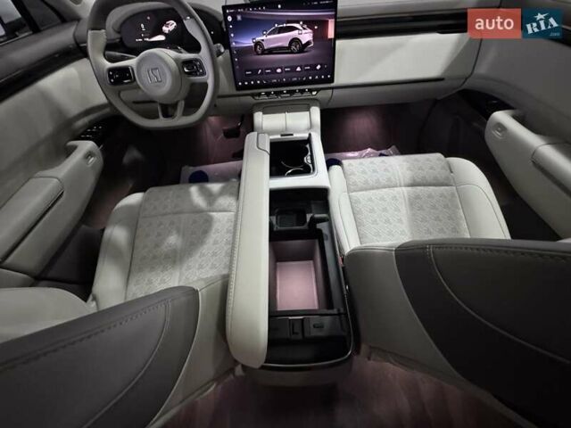 Zeekr 7X 2025 в Одессе на Automoto.ua Белый Zeekr 7X, объемом двигателя 0 л и пробегом 1 тыс. км за 48900 $, фото 29 на Automoto.ua