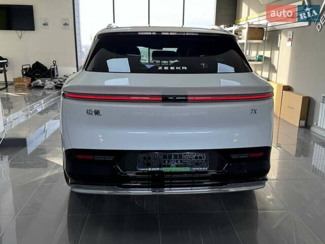 Белый Zeekr 7X, объемом двигателя 0 л и пробегом 1 тыс. км за 38199 $, фото 7 на Automoto.ua