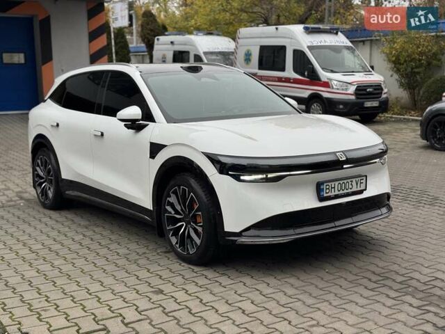Білий Zeekr 7X, об'ємом двигуна 0 л та пробігом 4 тис. км за 45500 $, фото 3 на Automoto.ua