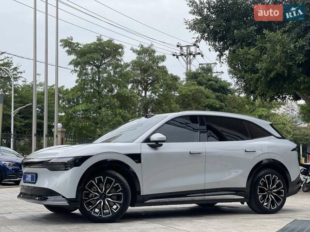 Белый Zeekr 7X, объемом двигателя 0 л и пробегом 1 тыс. км за 41900 $, фото 1 на Automoto.ua