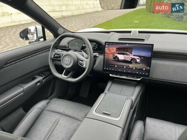 Белый Zeekr 7X, объемом двигателя 0 л и пробегом 1 тыс. км за 43900 $, фото 30 на Automoto.ua